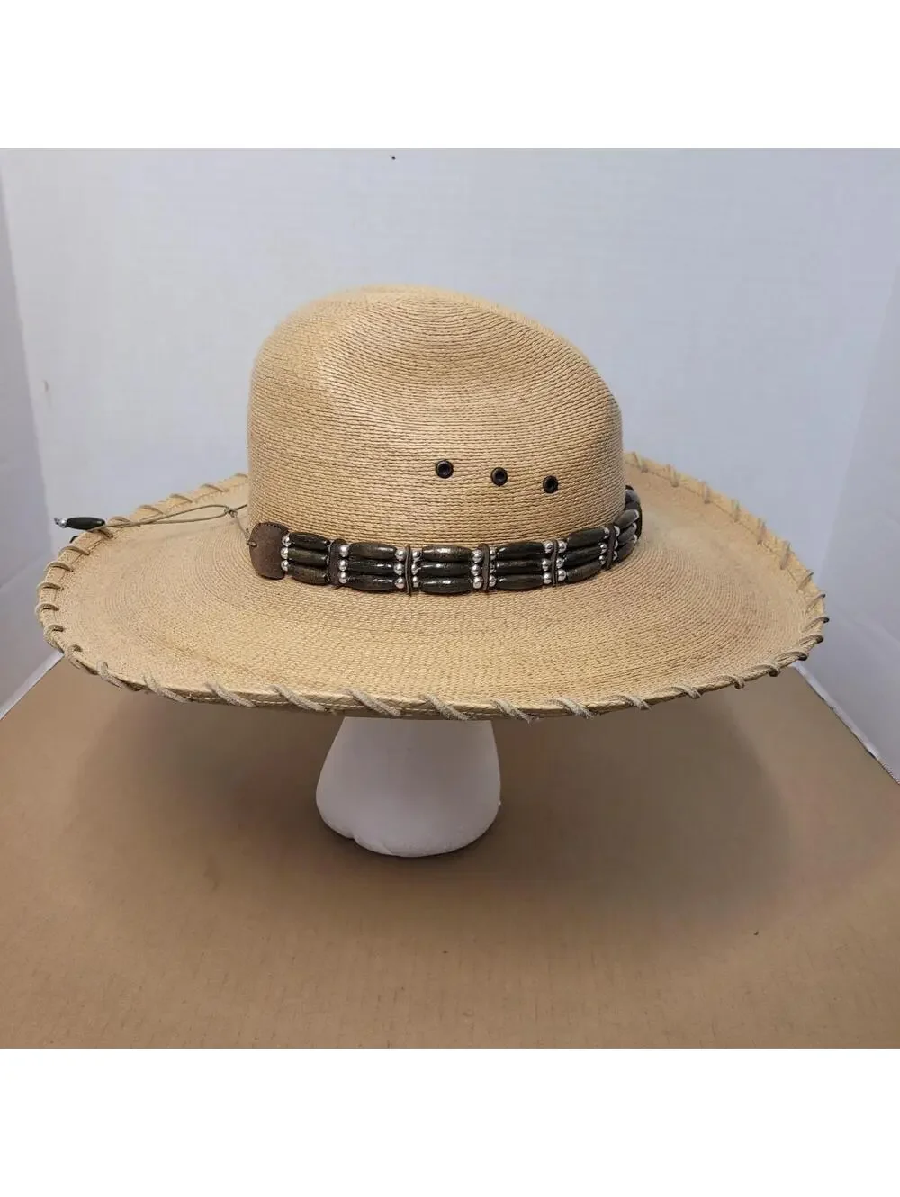NEW WESTERN DESIGNER COWBOY HAT W/ BAND OF BEADS (Size 7 )